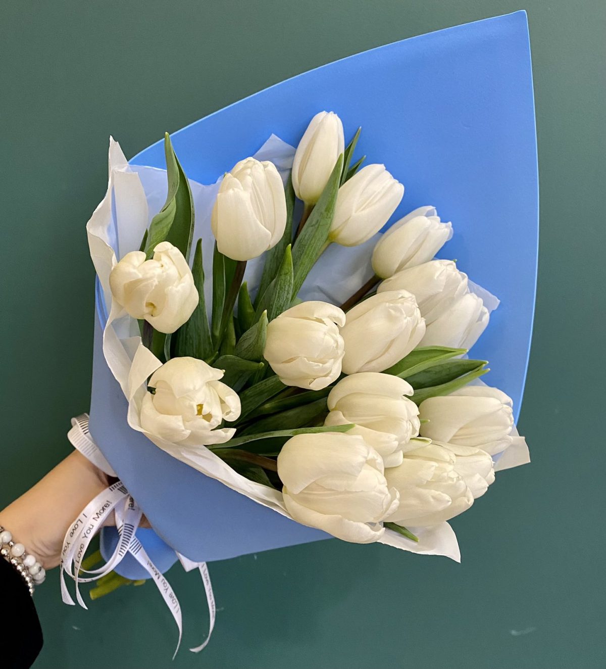 Букет из 15 белых тюльпанов — изображение 2