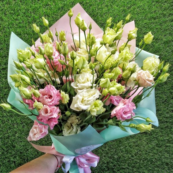 Букет из из 11 веточек эустом