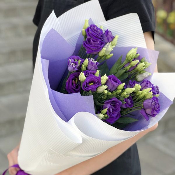 Букет из 5 фиолетовых эустом