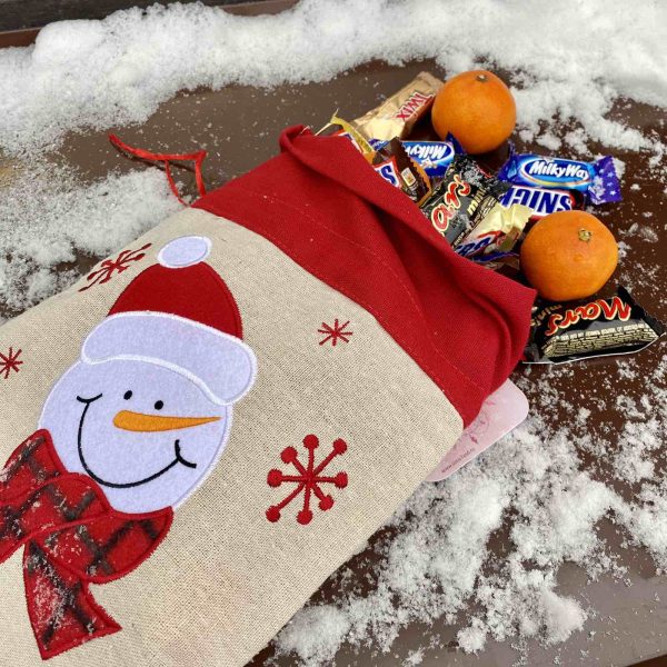 Мешок со сладостями и мандаринами