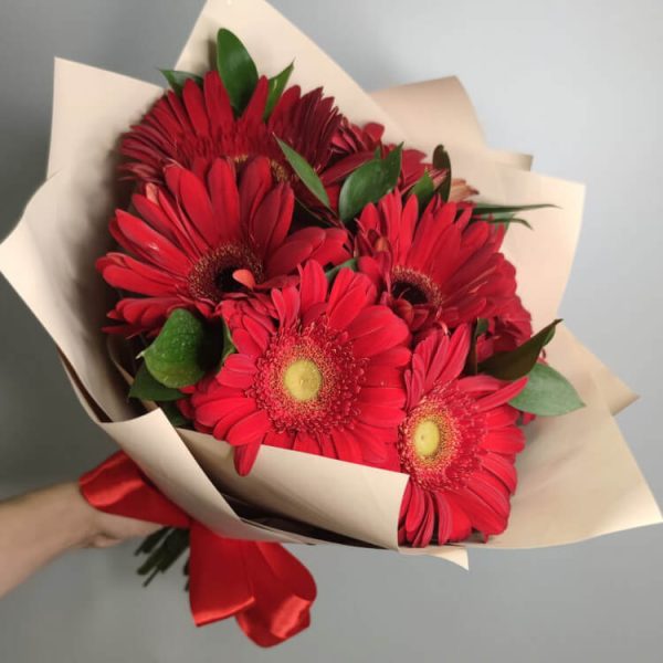 Букет из 7 красных гербер
