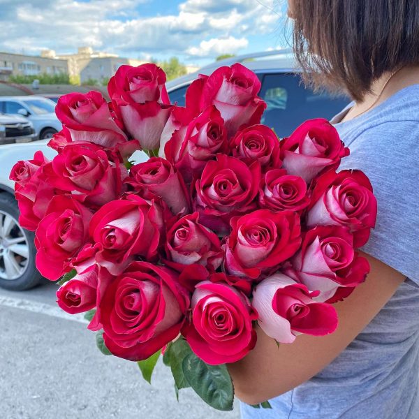 Букет из Эквадорских роз Блюз