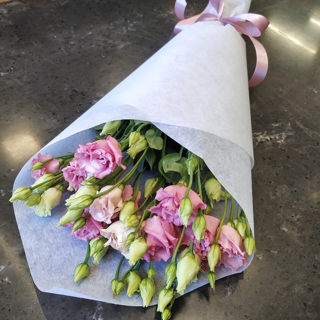 full_deed53db9b0cd296dee63379ffb74abf Букет из розовых эустом — изображение 1