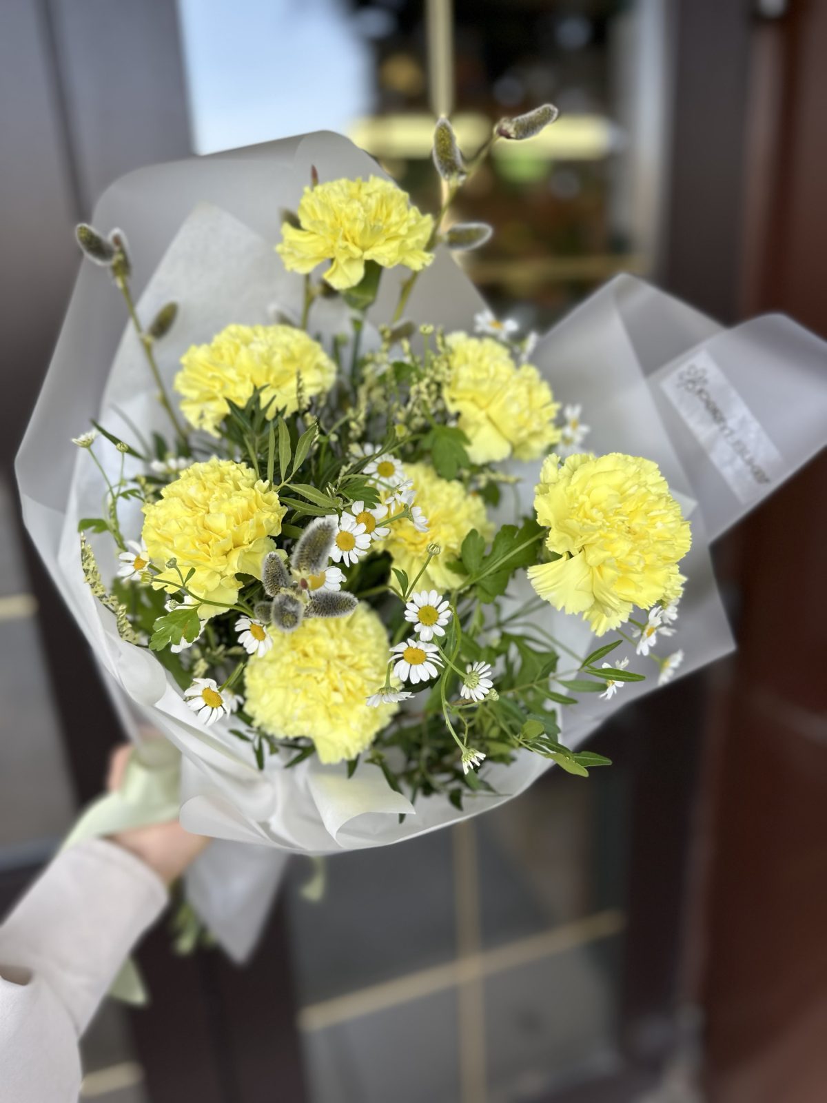 Букет из желтых гвоздик — изображение 2