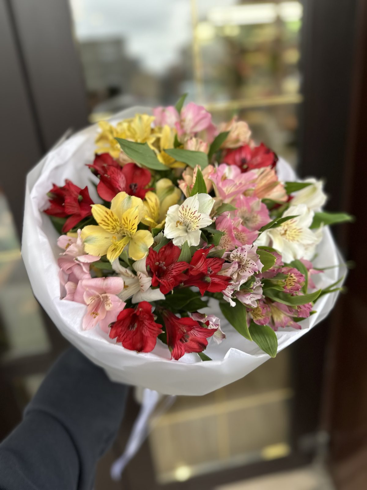 Букет из 15 альстромерий — изображение 2