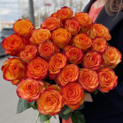 1689693710_1649442 Букет из 25 роз Хай Мэджик — изображение 1